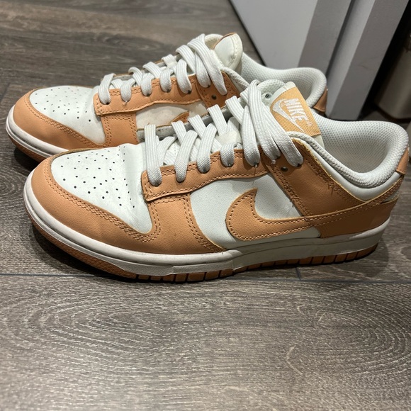 Nike Dunk size 6.5 color Harvest Moon - Picture 4 of 4